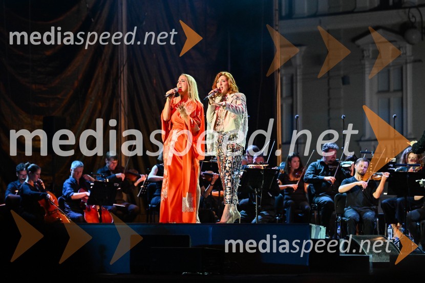 Eva  Hren, pevka;  Lara Baruca, pevkaOdprtje 72. Ljubljana festivala s tradicionalnim gala koncertom Poletna noč