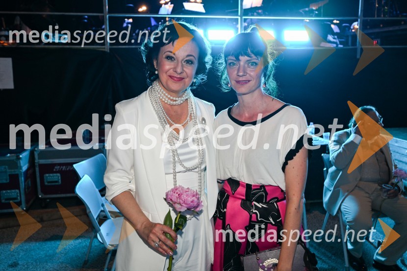  Lara Jankovič, igralka;  Katjuša Štingl,  PR-ovka, novinarka, pesnicaOdprtje 72. Ljubljana festivala s tradicionalnim gala koncertom Poletna noč