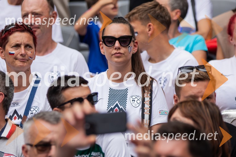 Slovenci po golu v 96. minuti ostali brez zmage