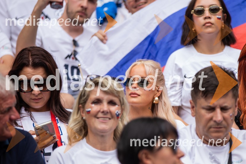 Slovenci po golu v 96. minuti ostali brez zmage
