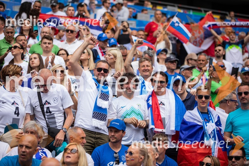  ... ;  Tomaž Kavčič, kuharski mojster, Pri Lojzetu, Zemono, podpredsednik BASS;  Marjan Simčič Domaine, vinarSlovenci po golu v 96. minuti ostali brez zmage