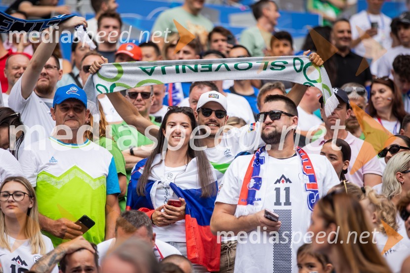 Slovenci po golu v 96. minuti ostali brez zmage