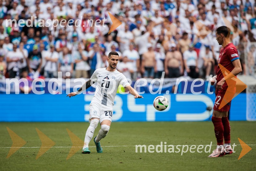  Petar Stojanović, nogometašSlovenci po golu v 96. minuti ostali brez zmage