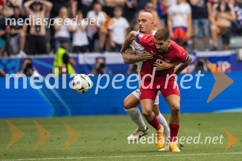  Vanja Drkušić, nogometaš;  Aleksandar Mitrović, nogometaš, SrbijaSlovenci po golu v 96. minuti ostali brez zmage