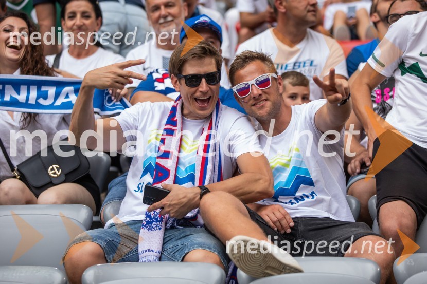 Slovenci po golu v 96. minuti ostali brez zmage