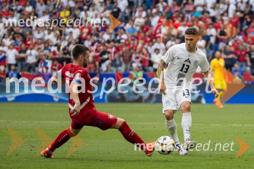  ... ;  Erik Janža, nogometašSlovenci po golu v 96. minuti ostali brez zmage