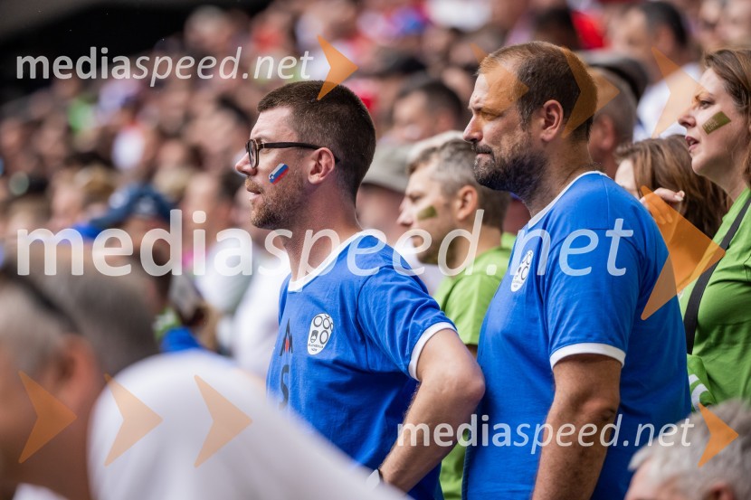  Domen  Mavrič, Agencija AVI;  Goran Srdarev, ZASlovenci po golu v 96. minuti ostali brez zmage