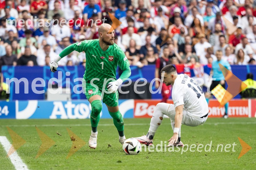  Predrag Rajković, nogometaš, Srbija;  Žan Vipotnik, nogometašSlovenci po golu v 96. minuti ostali brez zmage