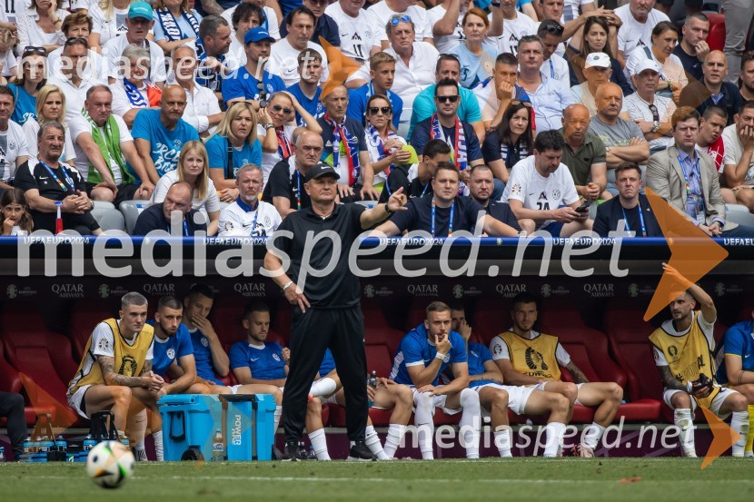  Matjaž Kek, selektor slovenske nogometne reprezentanceSlovenci po golu v 96. minuti ostali brez zmage