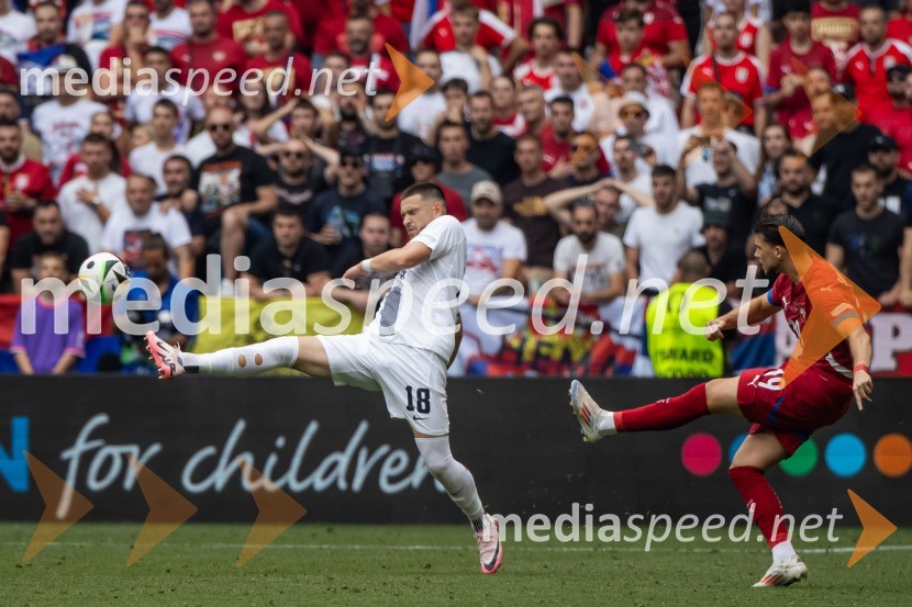  Žan Vipotnik, nogometaš;  ... Slovenci po golu v 96. minuti ostali brez zmage