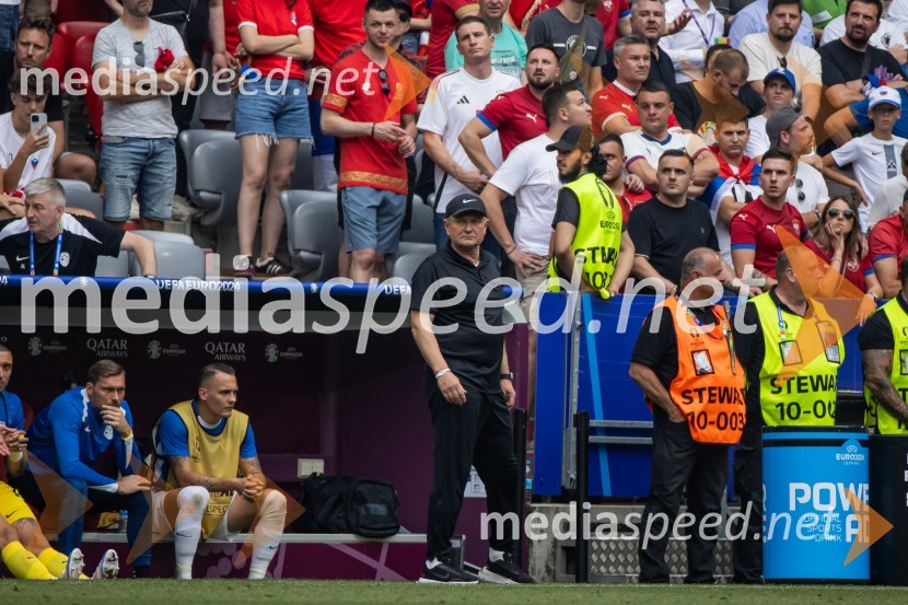  Matjaž Kek, selektor slovenske nogometne reprezentanceSlovenci po golu v 96. minuti ostali brez zmage