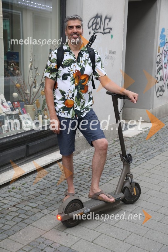  Bor Greiner, odgovorni urednik, Radio CityMagnifico in veliki disko šlager orkester, Lent 2024