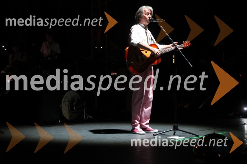  Robert Pešut - Magnifico, glasbenikMagnifico in veliki disko šlager orkester, Lent 2024