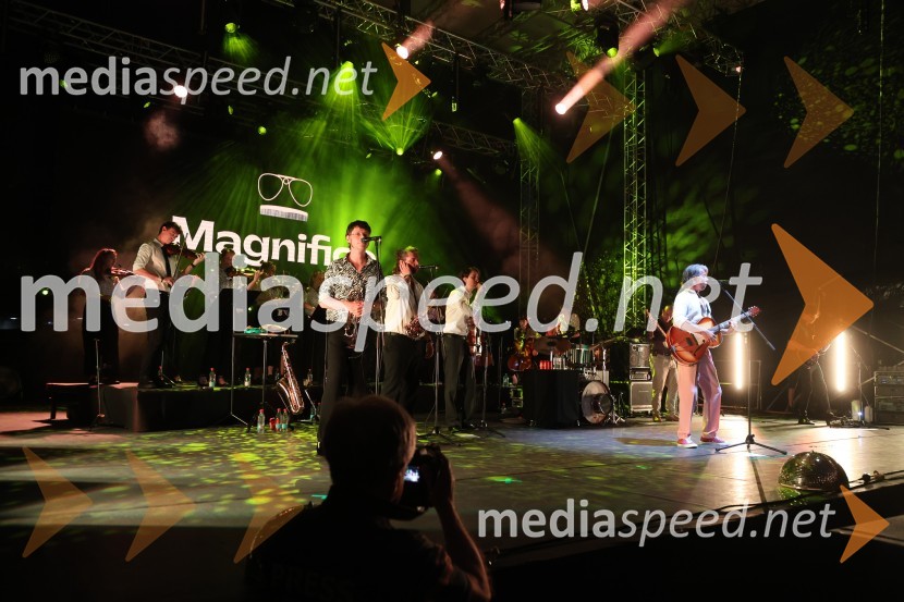  Robert Pešut - Magnifico, glasbenikMagnifico in veliki disko šlager orkester, Lent 2024