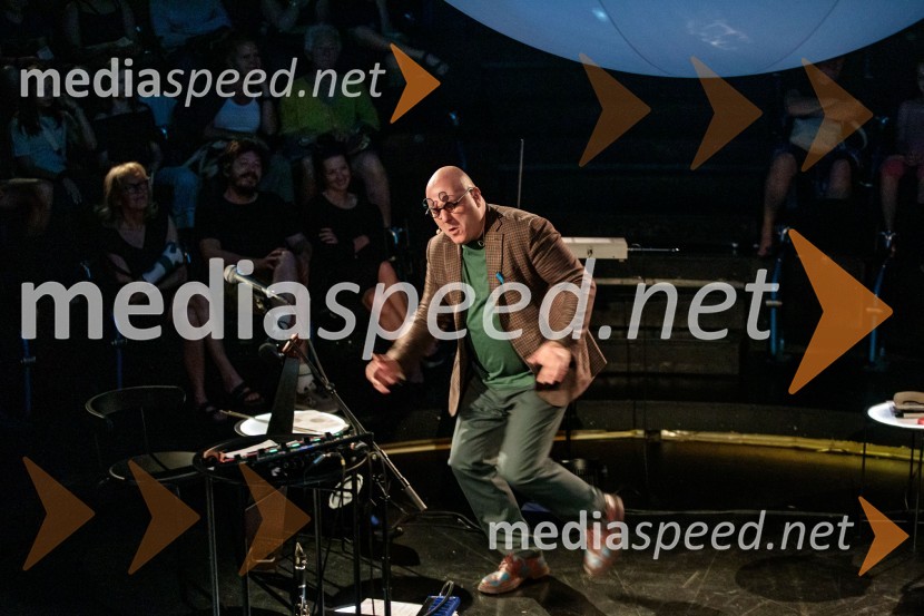  Boštjan Gombač, glasbenikNeandertalčeva piščal, zakaj potrebujemo glasbo, sploh?, premiera v Cankarjevem domu