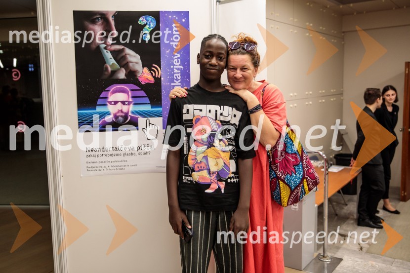  Ruben Gombač;  ... Neandertalčeva piščal, zakaj potrebujemo glasbo, sploh?, premiera v Cankarjevem domu