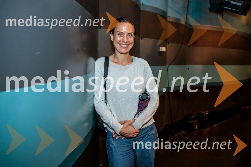  Valna OžboltNeandertalčeva piščal, zakaj potrebujemo glasbo, sploh?, premiera v Cankarjevem domu