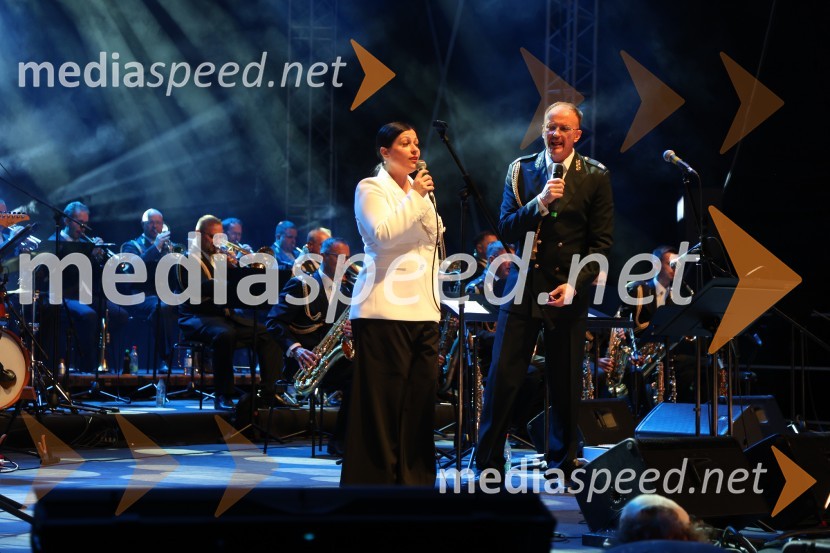  Nuška Drašček, pevka;  Rudolf Gas, glasbenikVečer slovenske popevke, Lent 2024