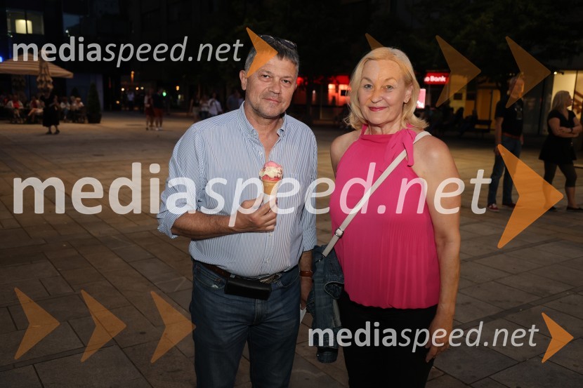  ... ;  Barbara BratinaFestival Lent 2024, nedeljsko dogajanje