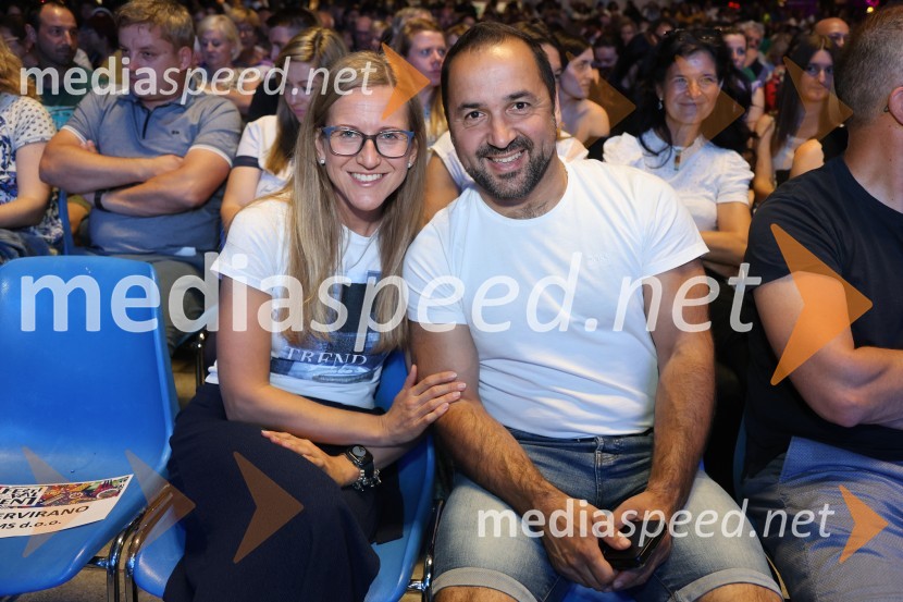  Špela Pokeržnik, glasbenica in novinarka;  Tim Ribič, SNG MariborFestival Lent 2024, nedeljsko dogajanje