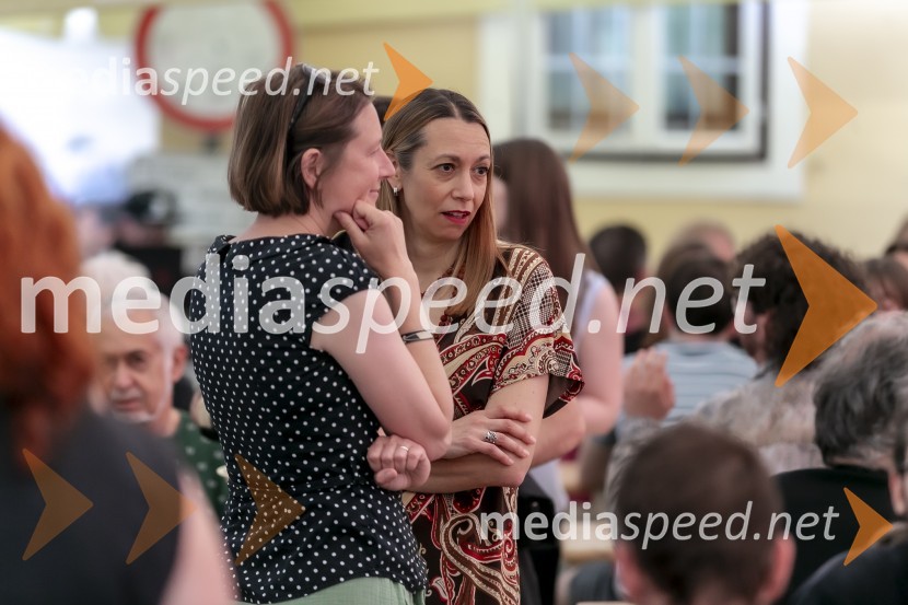  ... ;  Katja Stergar, direktorica Javna agencija za knjigoKresnika za najboljši roman leta je prejela Anja Mugerli