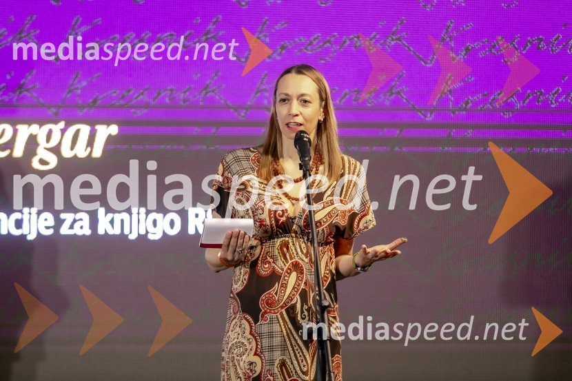  Katja Stergar, direktorica Javna agencija za knjigoKresnika za najboljši roman leta je prejela Anja Mugerli