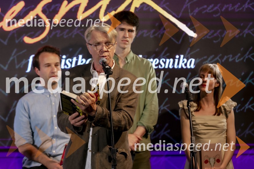  Nik  Škrlec, igralec;  Branko Završan, igralec;  Urban Kuntarič, igralec;  Lena Hribar  Škrlec, igralkaKresnika za najboljši roman leta je prejela Anja Mugerli