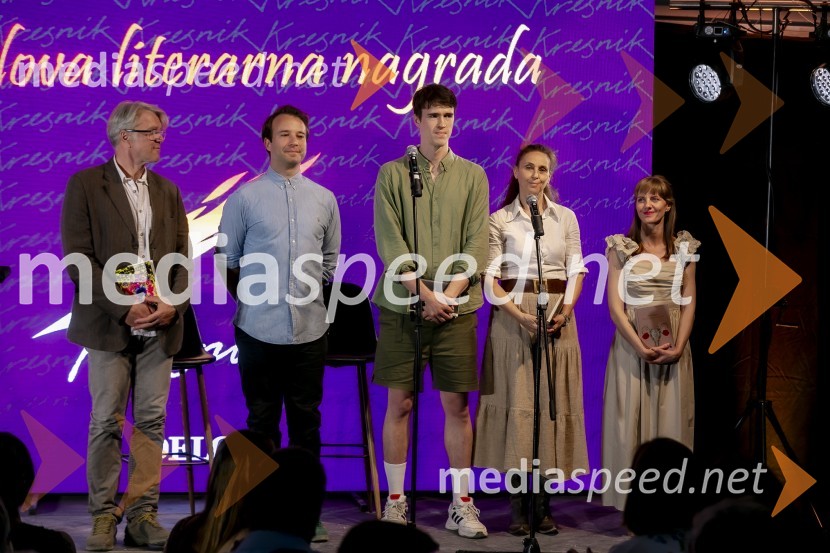  Branko Završan, igralec;  Nik  Škrlec, igralec;  Urban Kuntarič, igralec;  Lučka Počkaj, igralka;  Lena Hribar  Škrlec, igralkaKresnika za najboljši roman leta je prejela Anja Mugerli