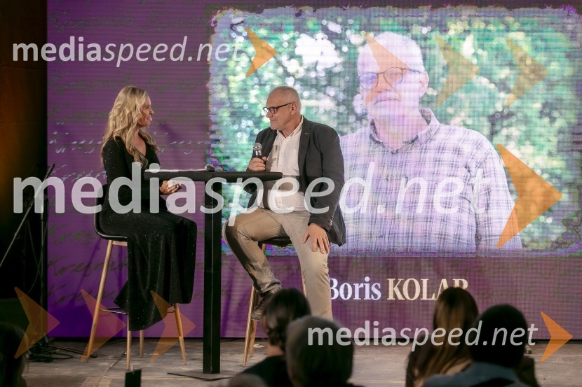  Bernarda Žarn, voditeljica; dr. Boris Kolar, biolog in pisateljKresnika za najboljši roman leta je prejela Anja Mugerli