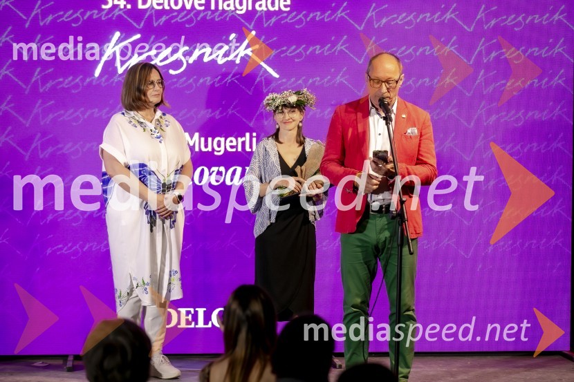  Nataša  Luša, direktorica družbe Delo d.o.o.;  Anja Mugerli, pisateljica;  Igor Bratož, novinarKresnika za najboljši roman leta je prejela Anja Mugerli