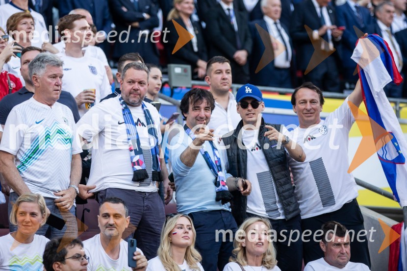  Gašper Čarman, direktor eVino;  Tomaž Kavčič, kuharski mojster, Pri Lojzetu, Zemono, podpredsednik BASS;  ... ;  Marjan Simčič Domaine, vinarSlovenija gre naprej: Slovenci do točke in uvrstitve v osmino finala EURA 2024