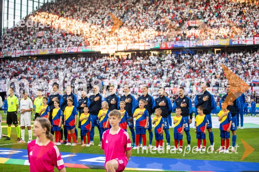  Jan Oblak, nogometaš;  Jaka Bijol, nogometaš;  Erik Janža, nogometaš;  Vanja Drkušić, nogometaš;  Žan  Karničnik, nogometaš;  Timi Max Elšnik, nogometaš;  Jan Mlakar, nogometaš;  Adam Gnezda Čerin, nogometaš;  Petar Stojanović, nogometaš;  Benjamin Šeško, nogometaš;  Andraž Šporar, nogometašSlovenija gre naprej: Slovenci do točke in uvrstitve v osmino finala EURA 2024