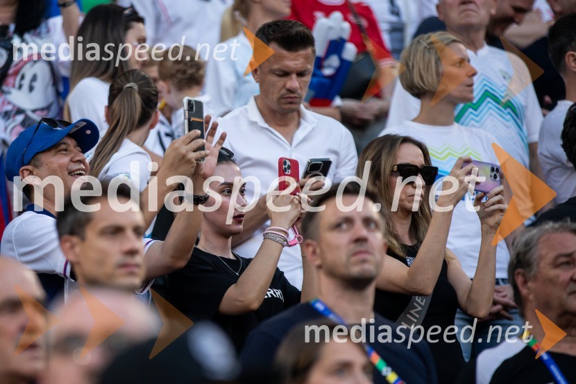  Zlatko Dedić, nogometašSlovenija gre naprej: Slovenci do točke in uvrstitve v osmino finala EURA 2024