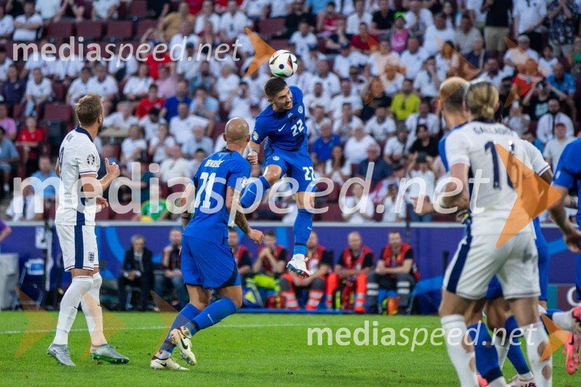  Vanja Drkušić, nogometaš;  Adam Gnezda Čerin, nogometašSlovenija gre naprej: Slovenci do točke in uvrstitve v osmino finala EURA 2024