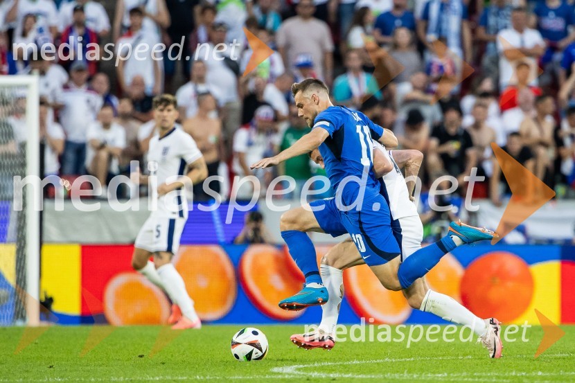  Timi Max Elšnik, nogometašSlovenija gre naprej: Slovenci do točke in uvrstitve v osmino finala EURA 2024