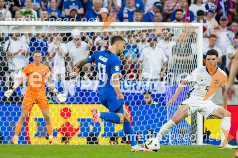  Jan Mlakar, nogometaš;  Declan Rice, nogometaš, AnglijaSlovenija gre naprej: Slovenci do točke in uvrstitve v osmino finala EURA 2024