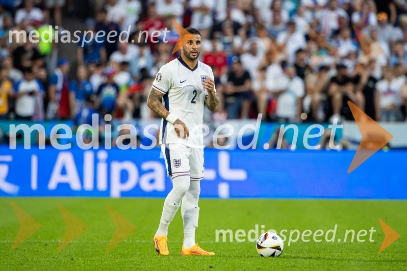  Kyle Walker, nogometašSlovenija gre naprej: Slovenci do točke in uvrstitve v osmino finala EURA 2024