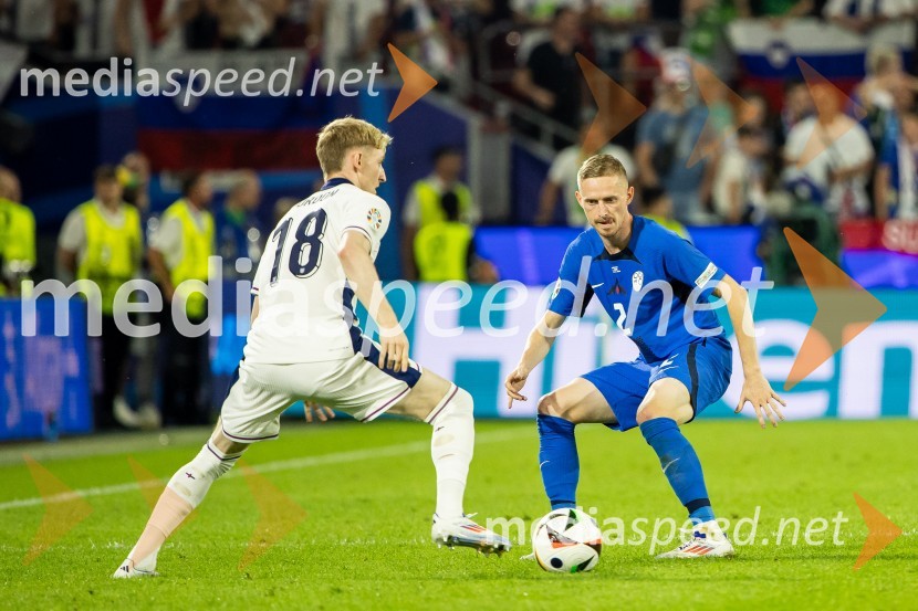  ... ;  Žan  Karničnik, nogometašSlovenija gre naprej: Slovenci do točke in uvrstitve v osmino finala EURA 2024