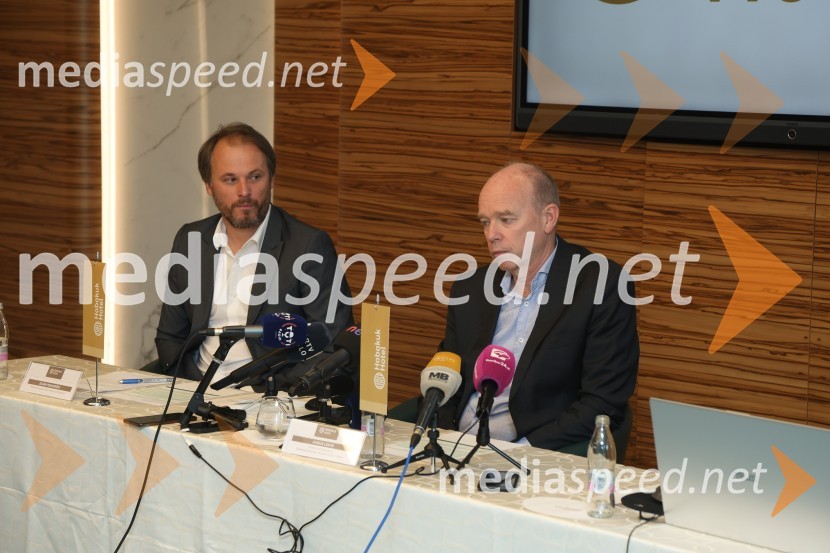  Dejan Podgoršek, Artana;  Audun Lekve, glavni izvršni direktor, CRE CottbusHotel Habakuk ima novega lastnika in upravljavca