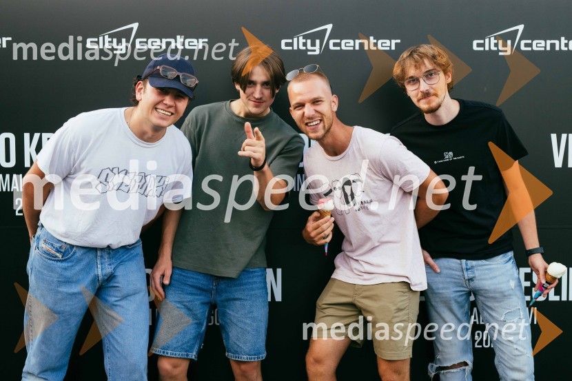 Veliki koncert Vlada Kreslina z Malimi bogovi v Citycentru Celje
