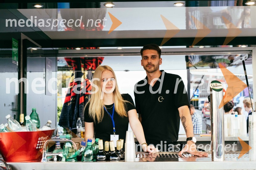 Veliki koncert Vlada Kreslina z Malimi bogovi v Citycentru Celje