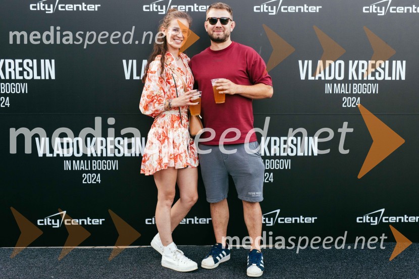  Tjaša Kramarič;  ... Veliki koncert Vlada Kreslina z Malimi bogovi v Citycentru Celje