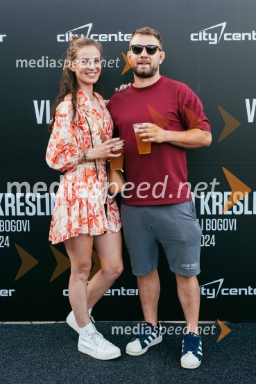  Tjaša Kramarič;  ... Veliki koncert Vlada Kreslina z Malimi bogovi v Citycentru Celje