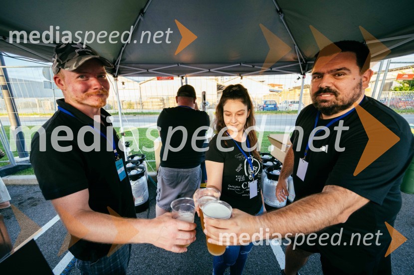 Veliki koncert Vlada Kreslina z Malimi bogovi v Citycentru Celje