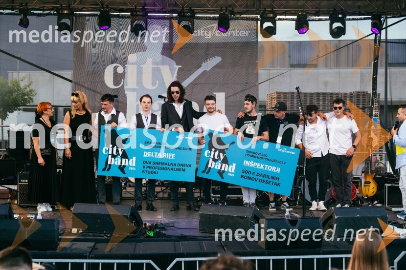 Veliki koncert Vlada Kreslina z Malimi bogovi v Citycentru Celje