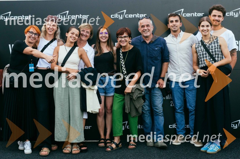  Nena Horvat, vodja marketinga Citycenter Celje;  ... ;  ... ;  ... ;  ... ;  ... ;  ... ;  ... ;  ... ;  ... Veliki koncert Vlada Kreslina z Malimi bogovi v Citycentru Celje