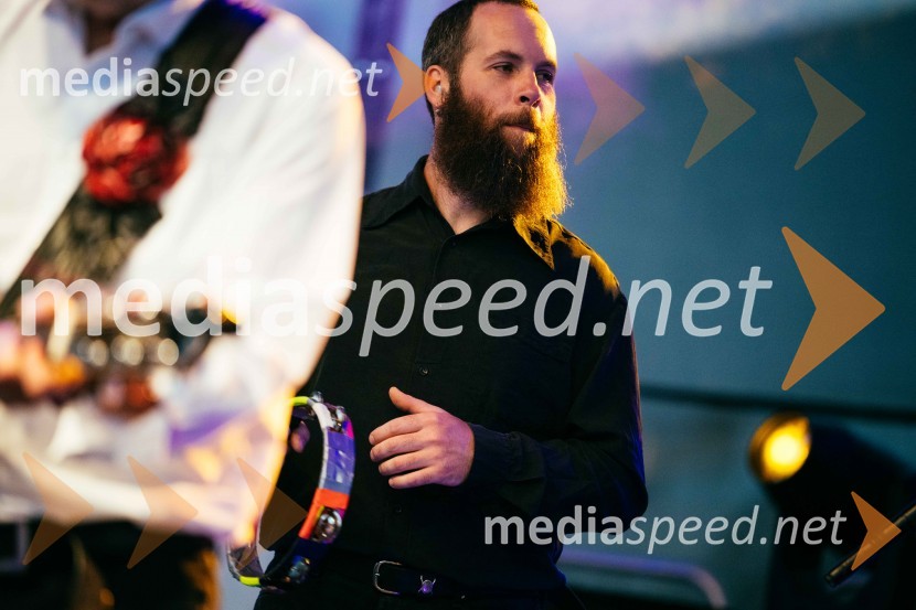 Veliki koncert Vlada Kreslina z Malimi bogovi v Citycentru Celje