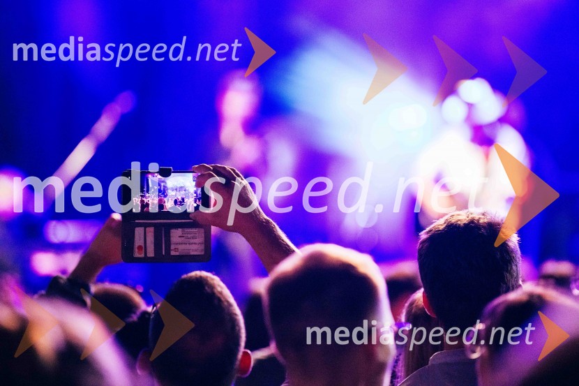 Veliki koncert Vlada Kreslina z Malimi bogovi v Citycentru Celje