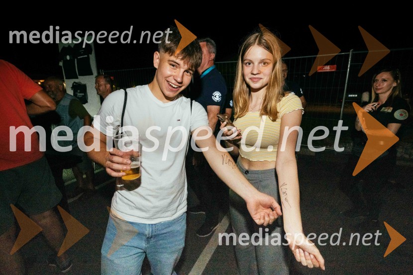 Veliki koncert Vlada Kreslina z Malimi bogovi v Citycentru Celje