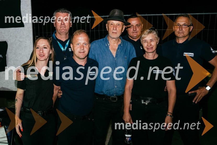  ... ;  ... ;  ... ;  Vlado Kreslin, glasbenik;  ... ;  ... ;  ... Veliki koncert Vlada Kreslina z Malimi bogovi v Citycentru Celje